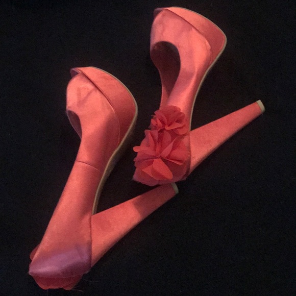 Rose colored over 3 inch beauties - Picture 3 of 5